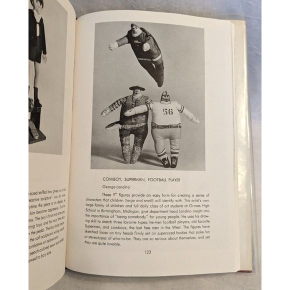 1974 Stitched and Stuffed Art Soft Sculpture Hardcover Vtg Carolyn Hall 1st Ed - Picture 5 of 16